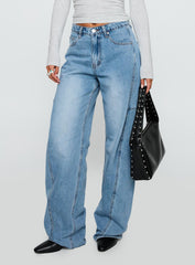 Esperance Mid Rise Barrel Leg Jeans Vintage Blue