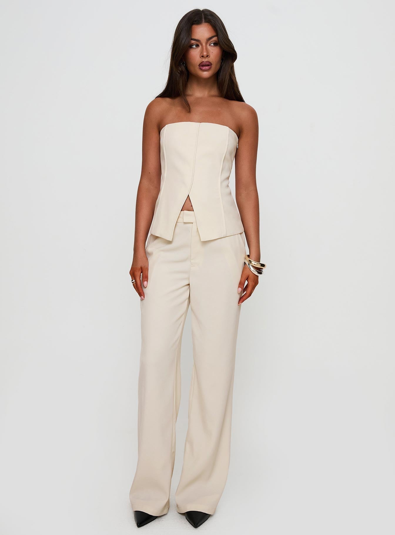 Lavish Living Strapless Top Cream